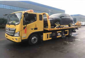 河南开封拖车救援
